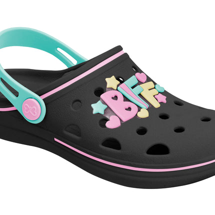 WORLD COLOR Girl's Crocs