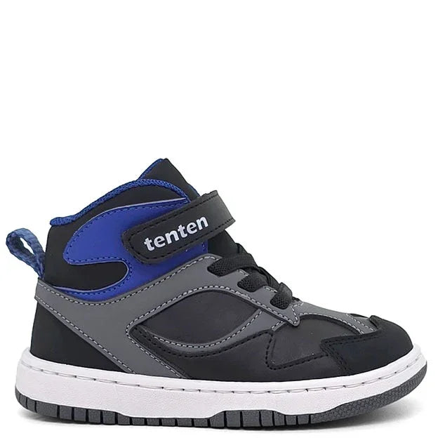 Baby Boy Boots Durable and supportive boots for baby boys, crafted to protect little feet while ensuring comfort. Featuring soft inner lining, secure closure, and non-slip soles, ideal for colder days and